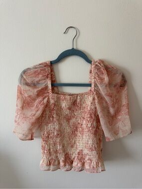 Express Pink Floral Puff-Sleeve Smocked Blouse